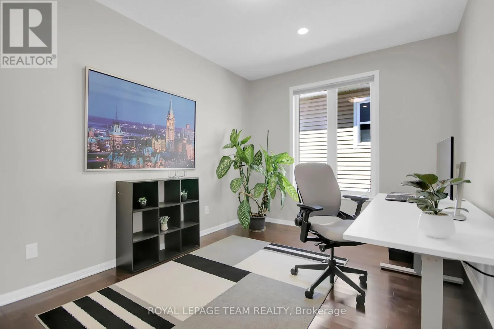 177 INGERSOLL CRESCENT