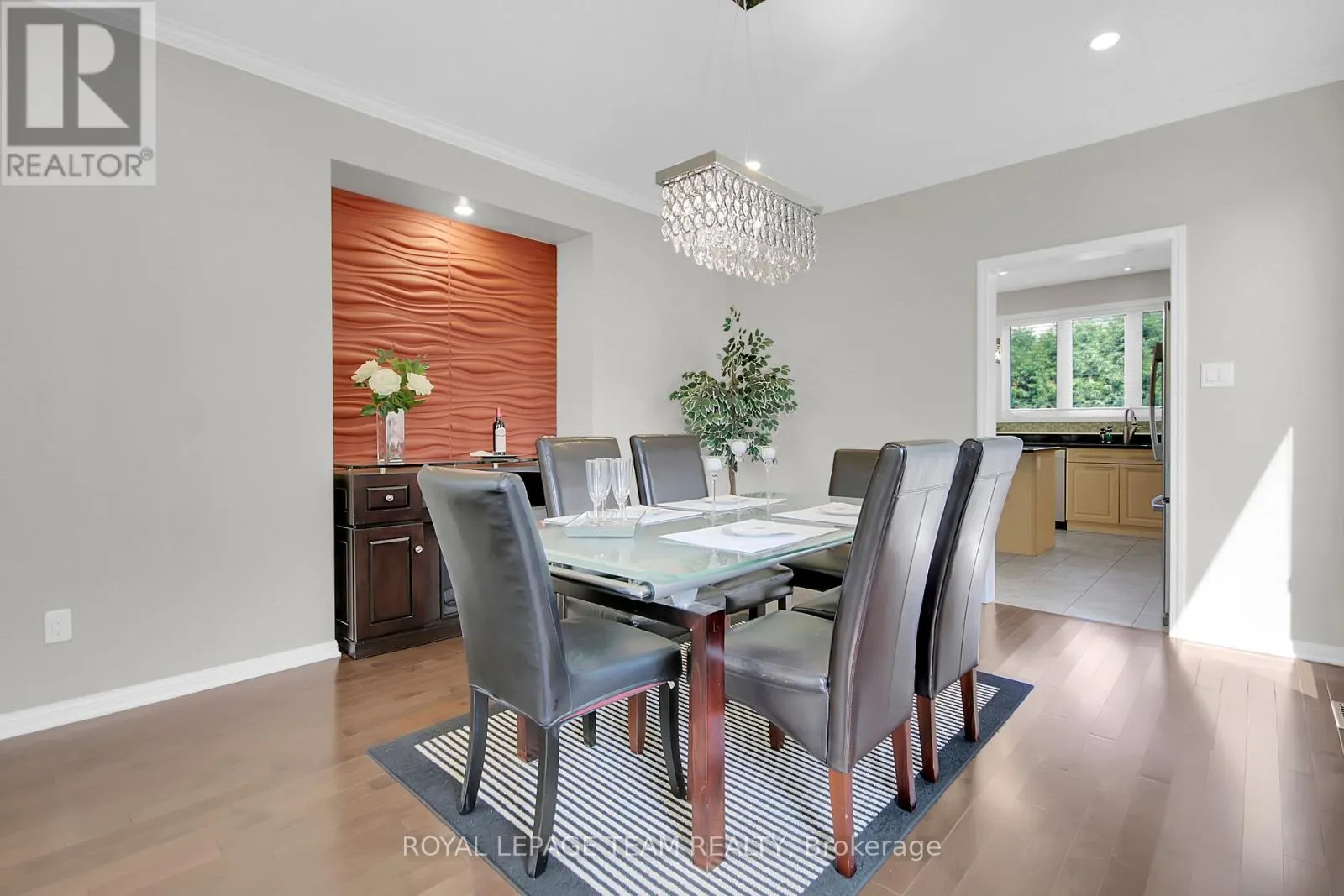 177 INGERSOLL CRESCENT