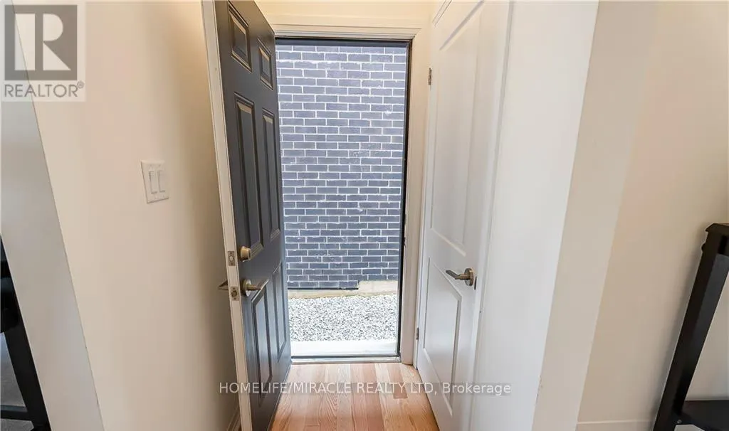 16 SCENIC RIDGE GATE