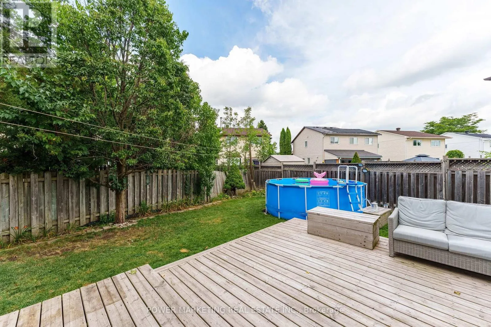 1809 CHOPIN PLACE