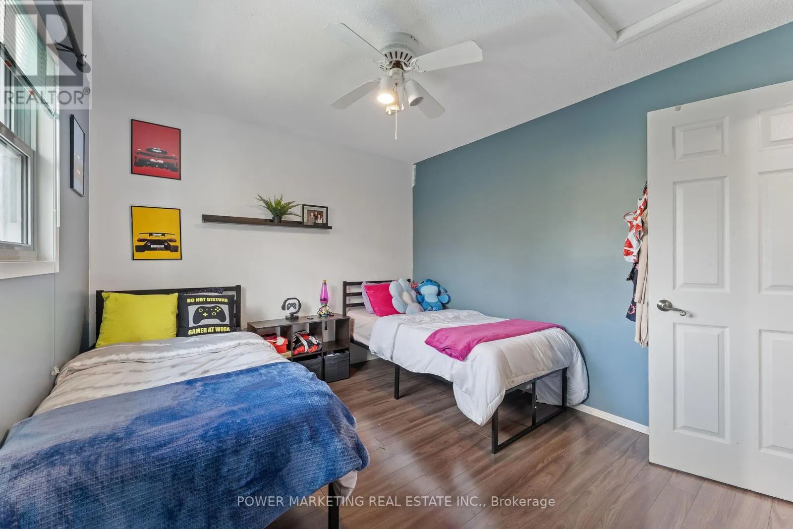 1809 CHOPIN PLACE