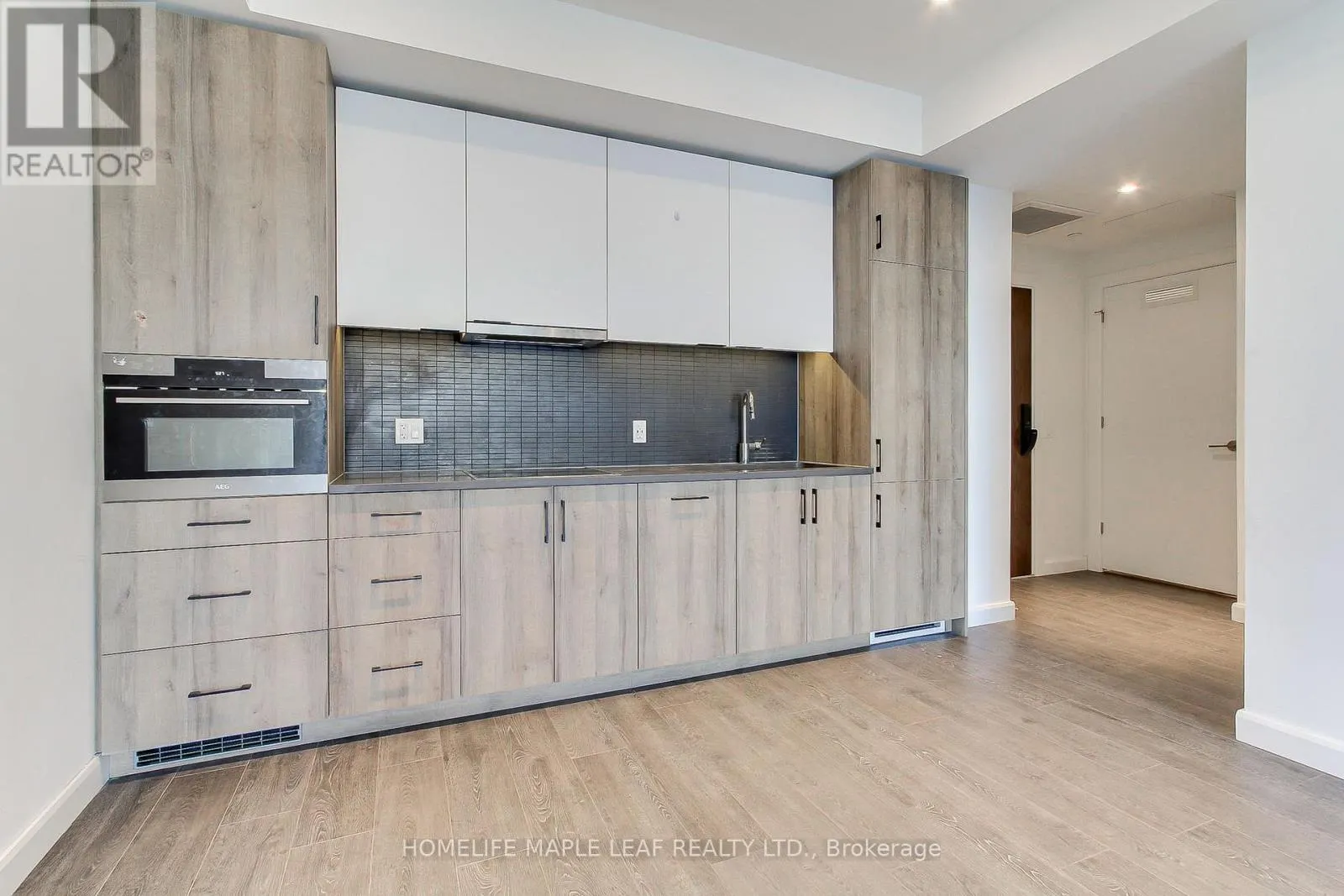 103 - 741 KING STREET W