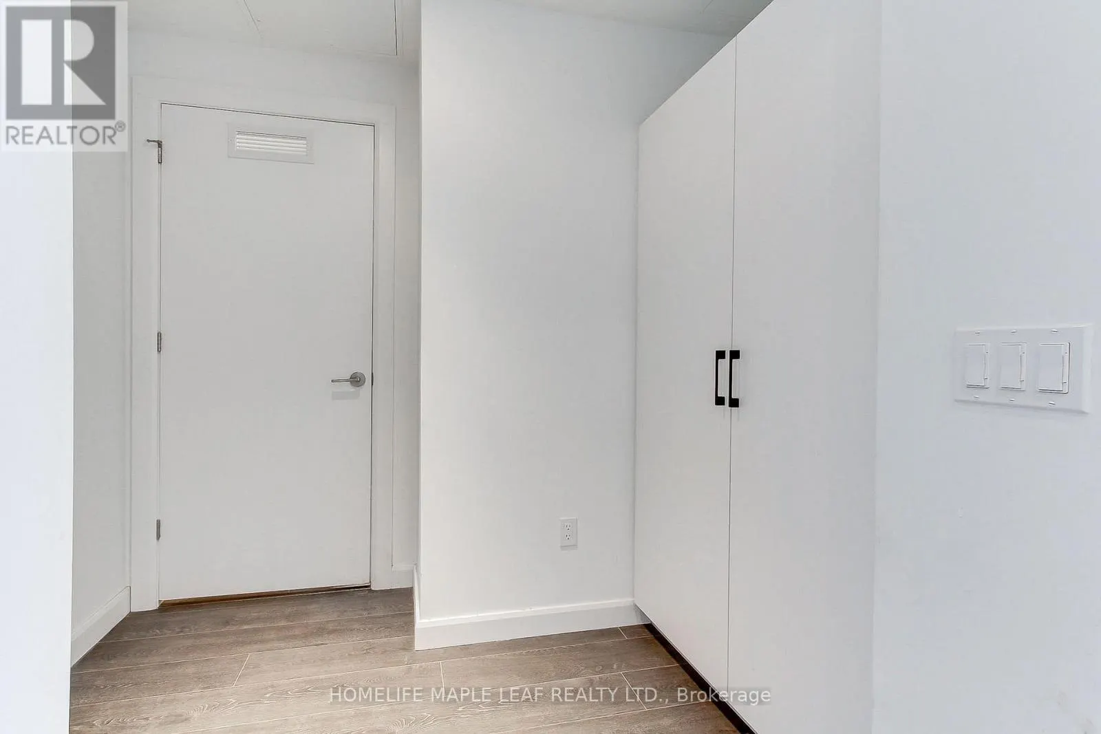 103 - 741 KING STREET W