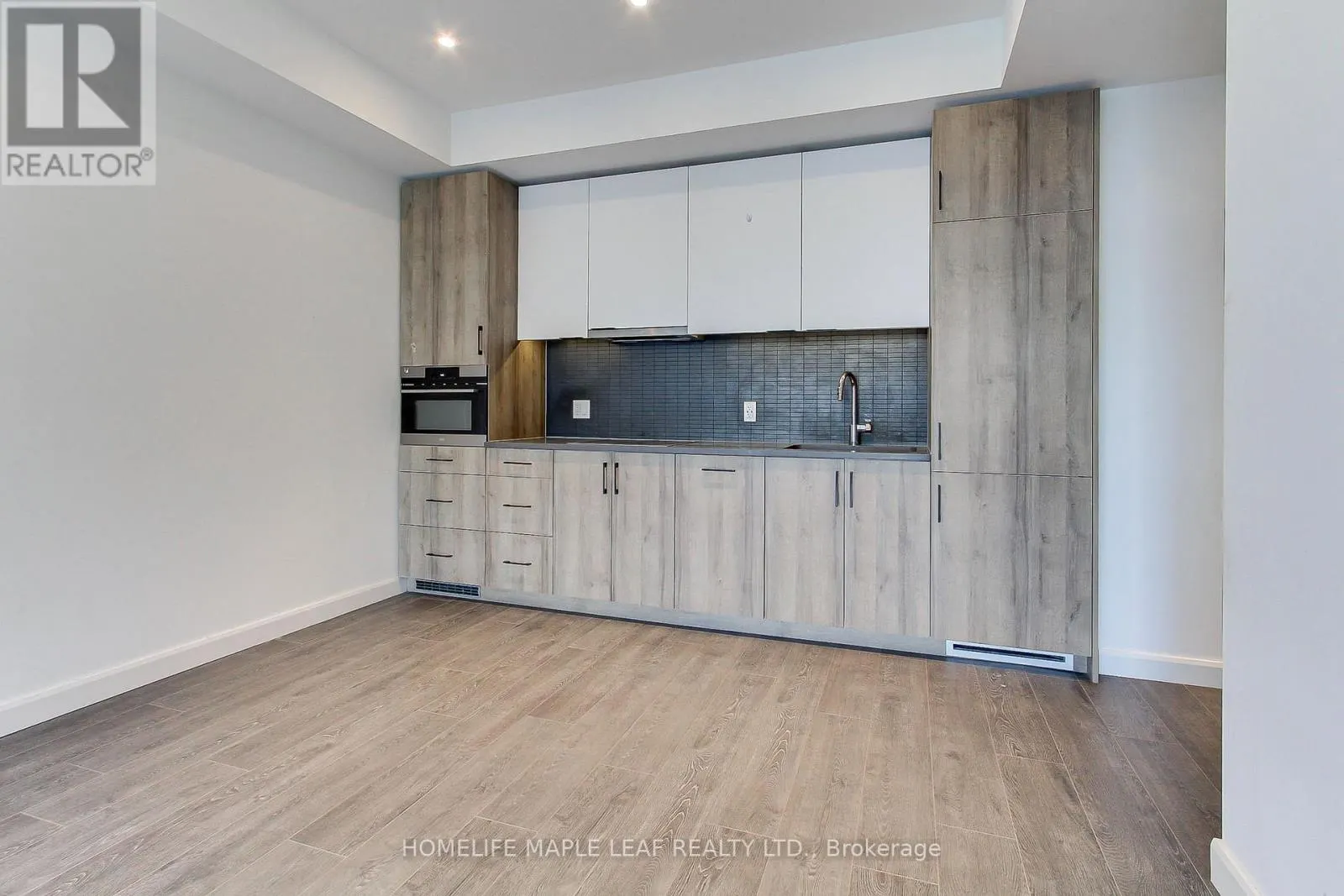 103 - 741 KING STREET W