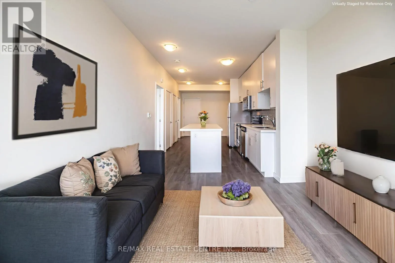 412 - 690 KING STREET W