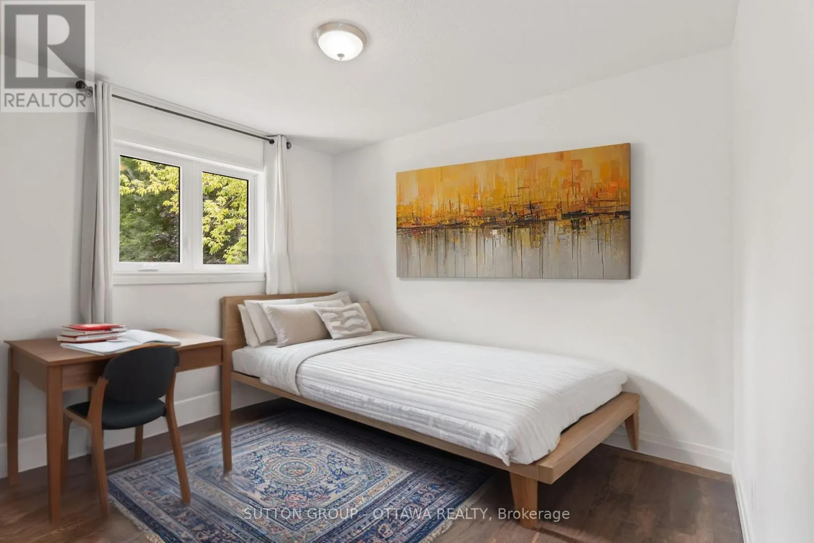 220 AGATHE STREET