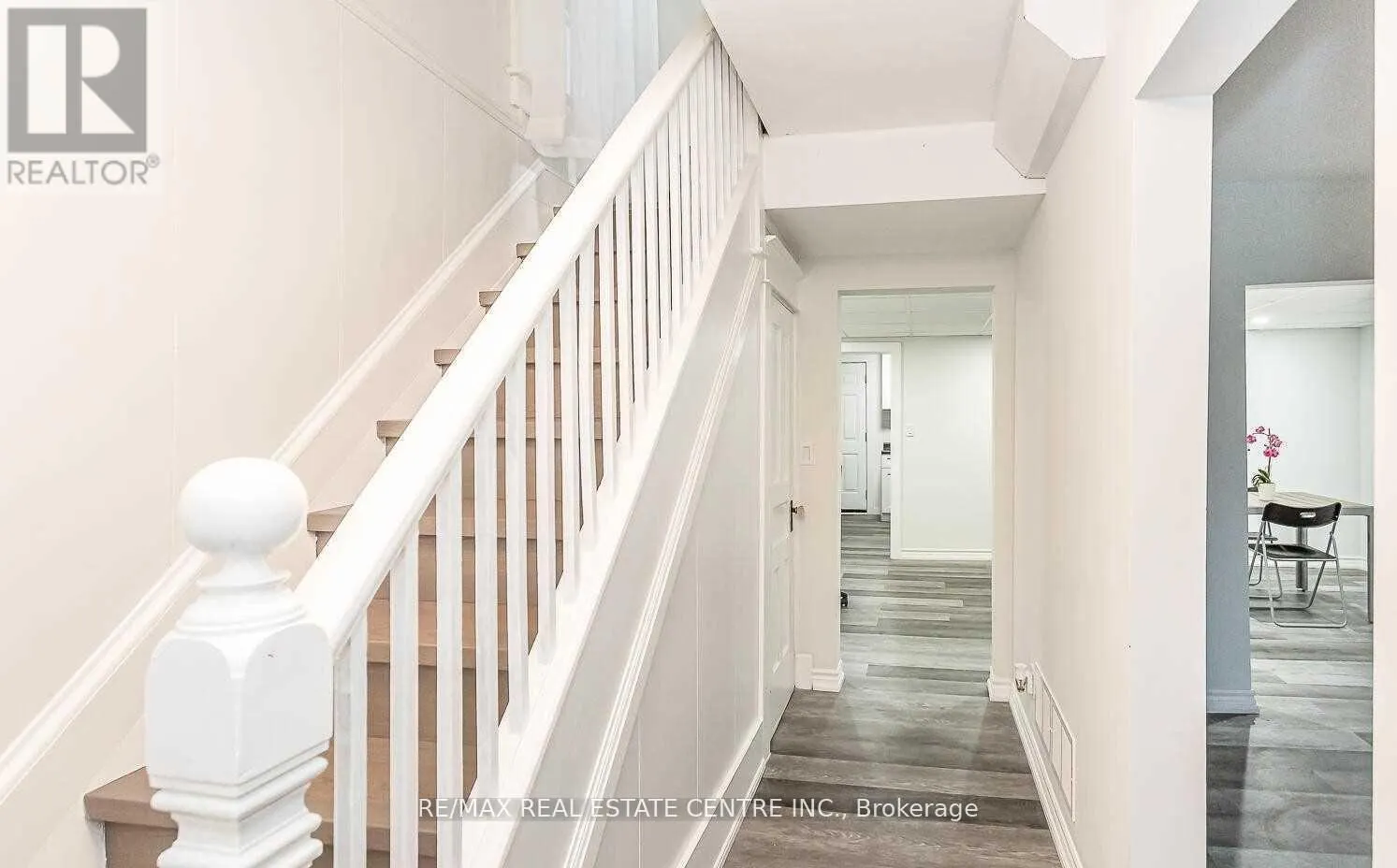 18 FORKS ROAD E