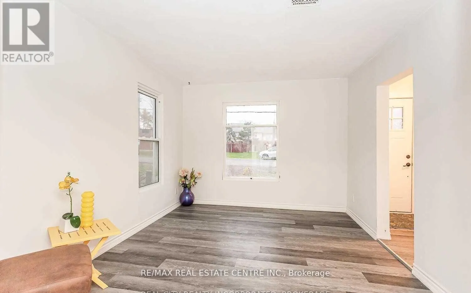 18 FORKS ROAD E