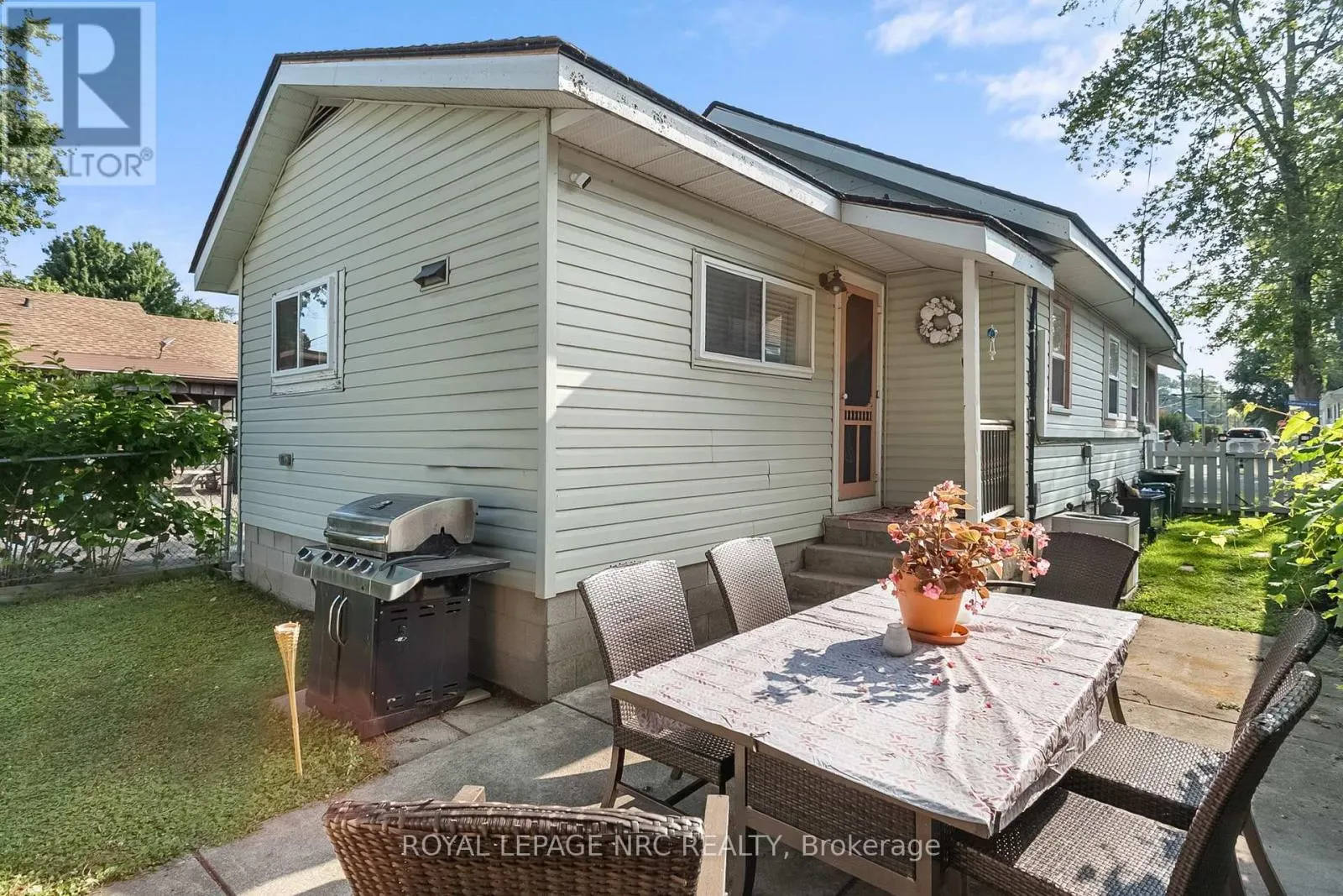 373 OAKWOOD AVENUE