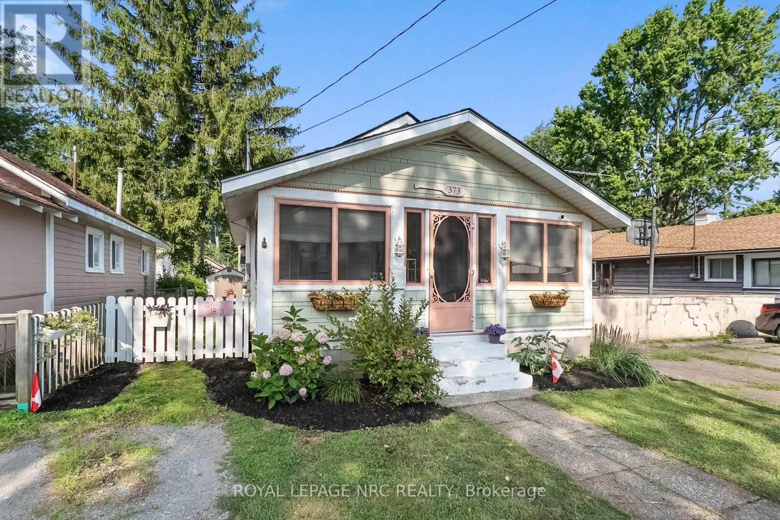 373 OAKWOOD AVENUE