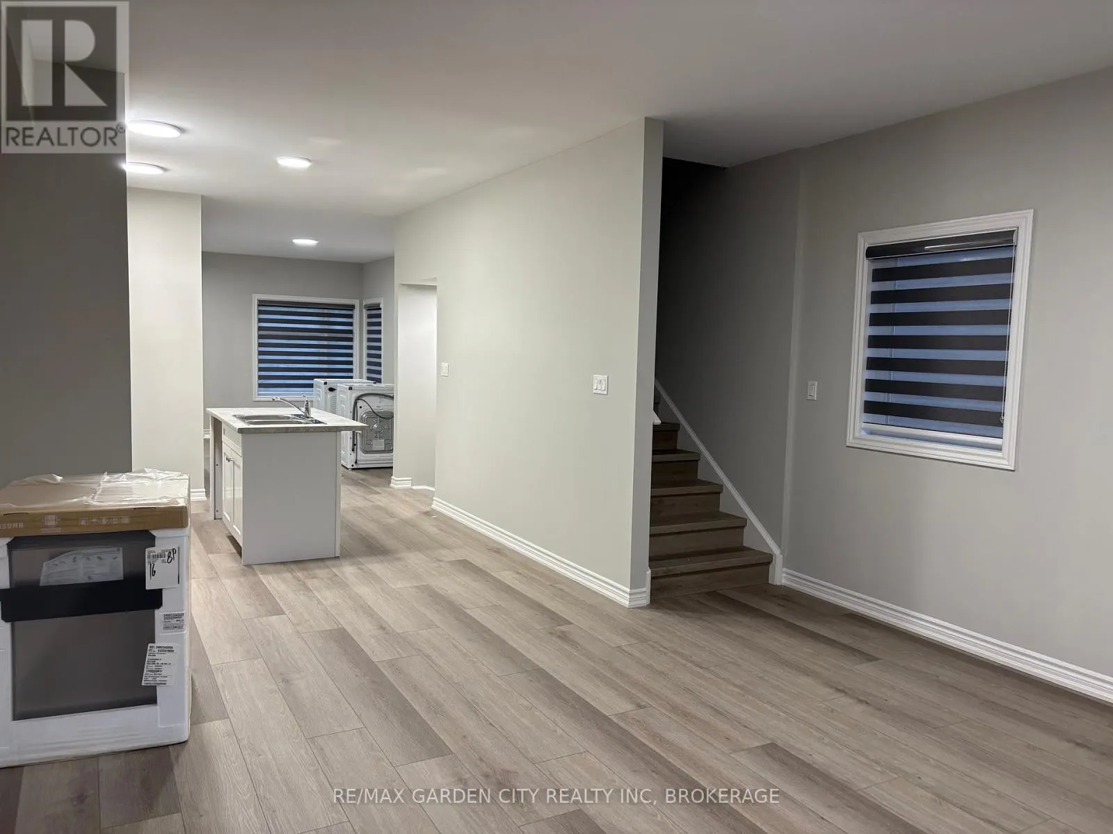 MAIN - 75 SUPERIOR STREET, #Main