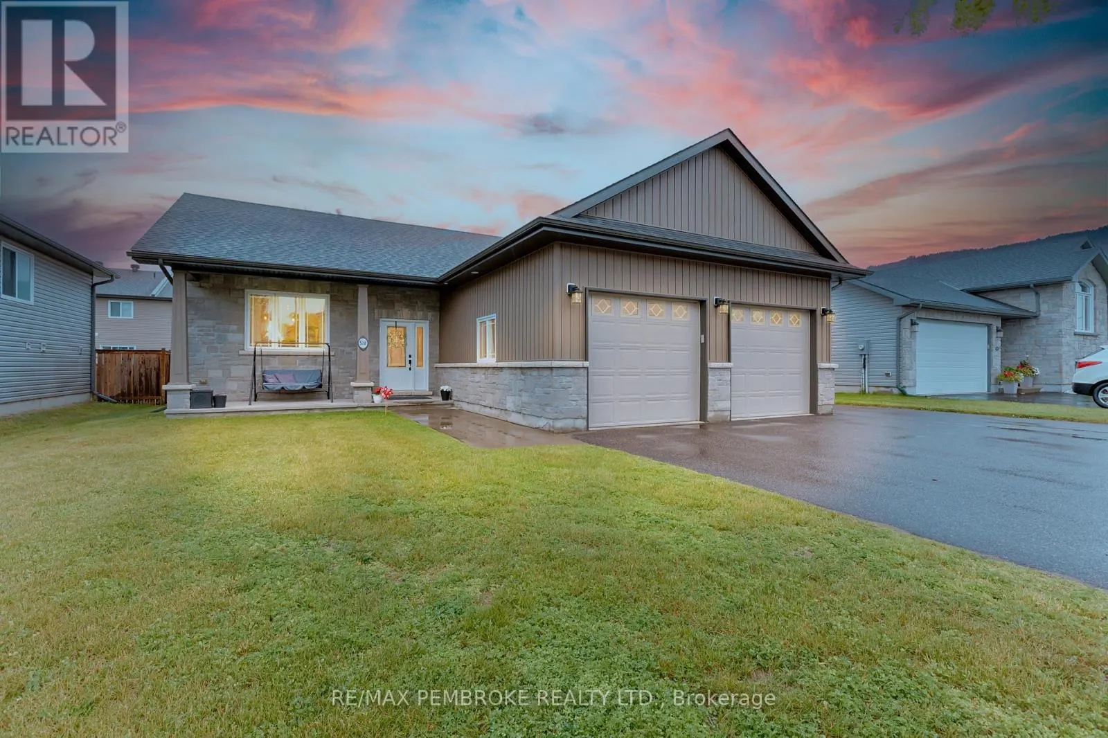 520 GARDNER CRESCENT
