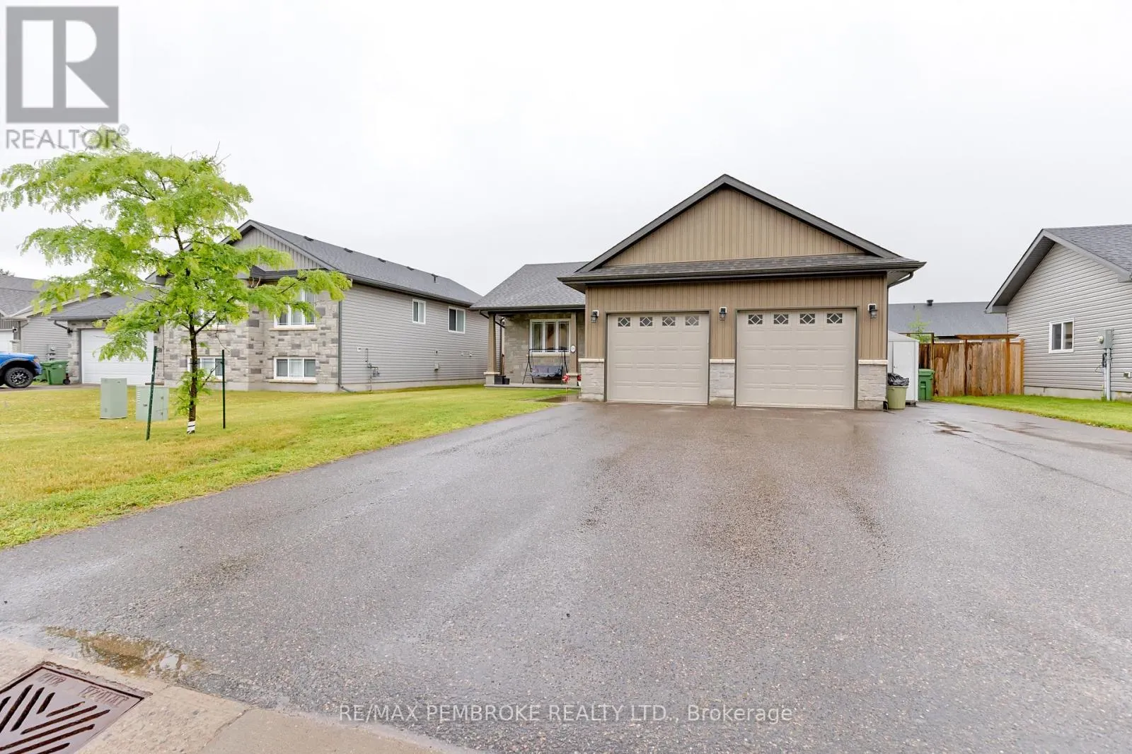 520 GARDNER CRESCENT