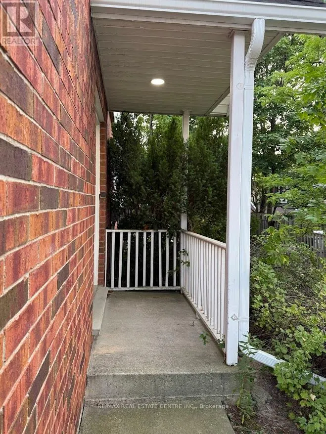 1 - 185 HIGHLAND CRESCENT