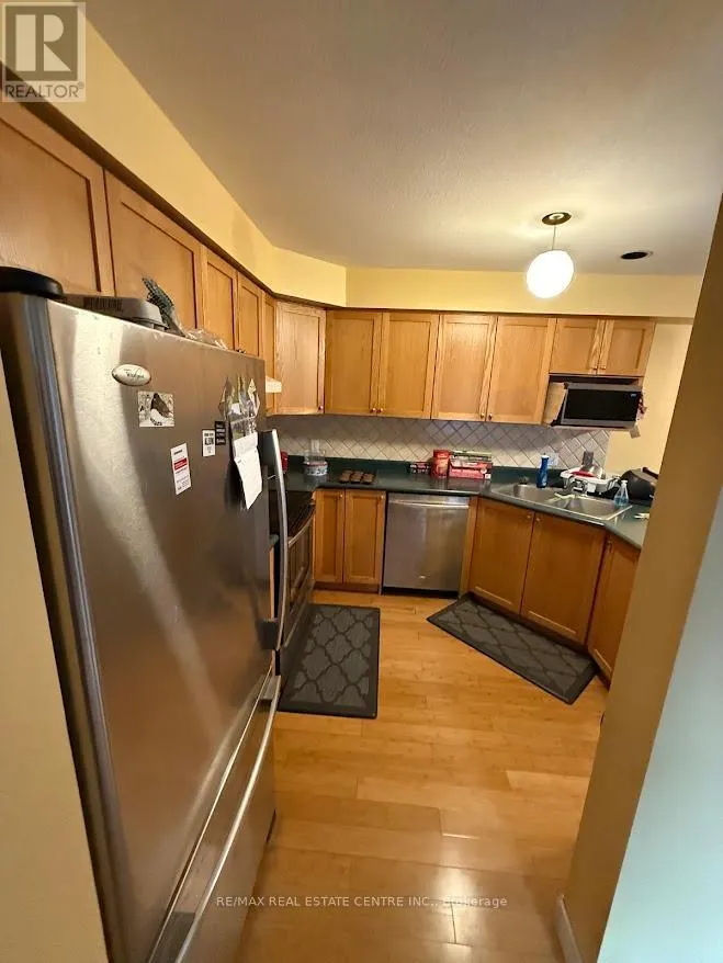 1 - 185 HIGHLAND CRESCENT