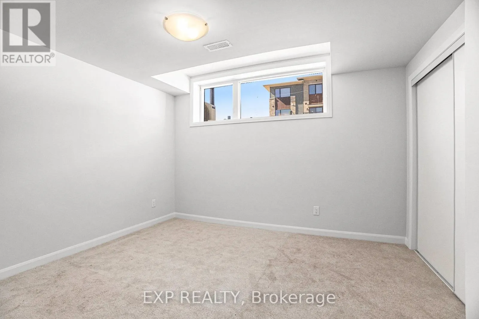 1523 CREEKWAY PRIVATE