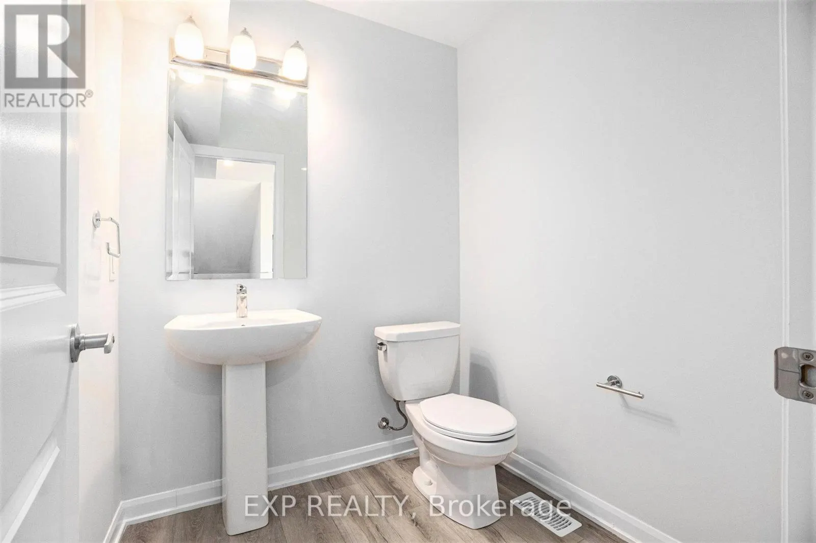 1523 CREEKWAY PRIVATE
