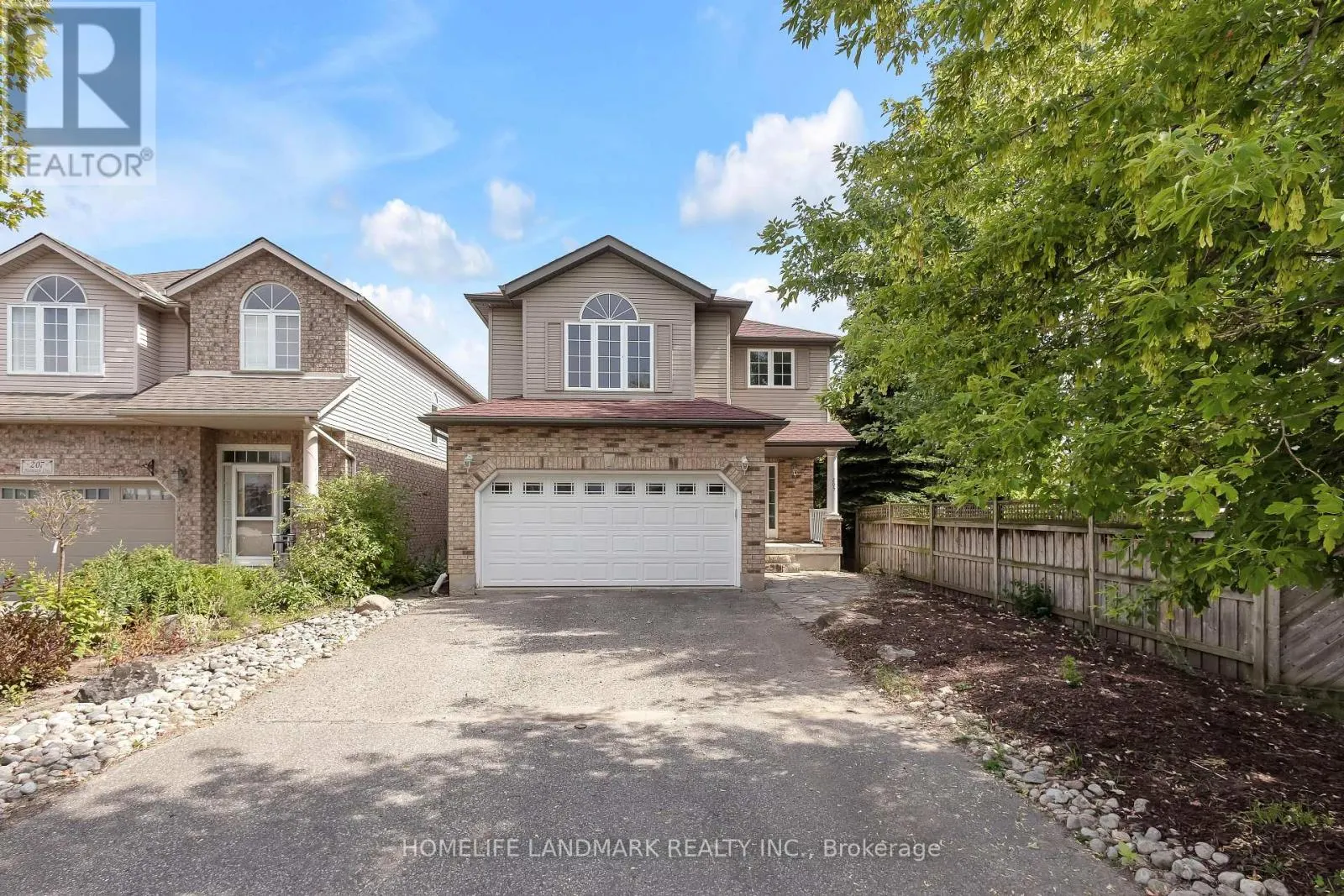 205 HOLBEACH CRESCENT