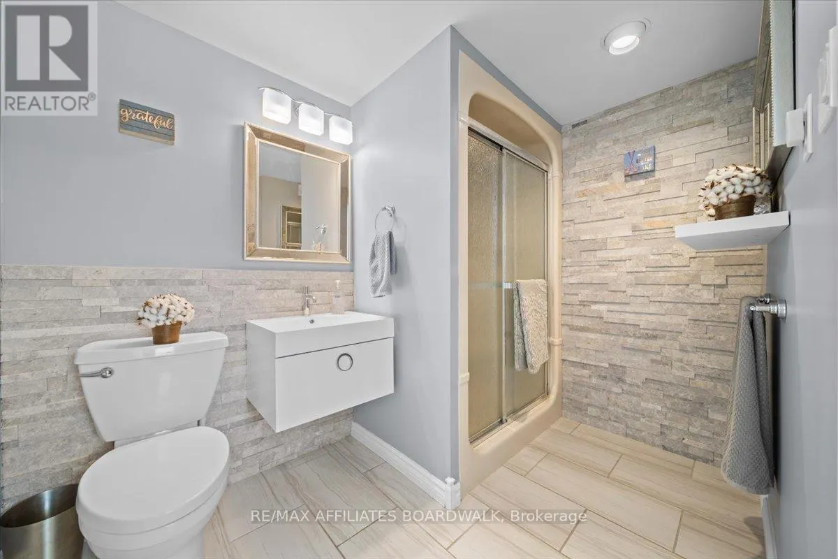 1700 LAKESHORE DRIVE