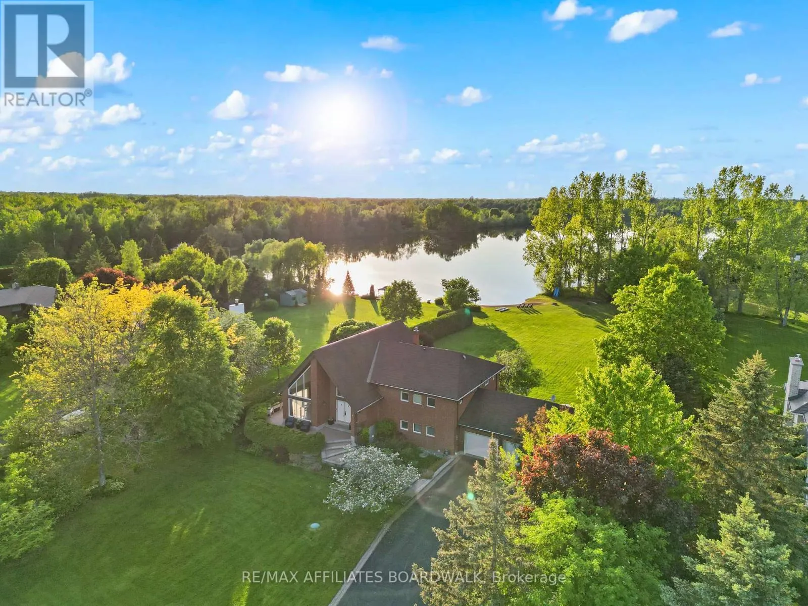 1700 LAKESHORE DRIVE