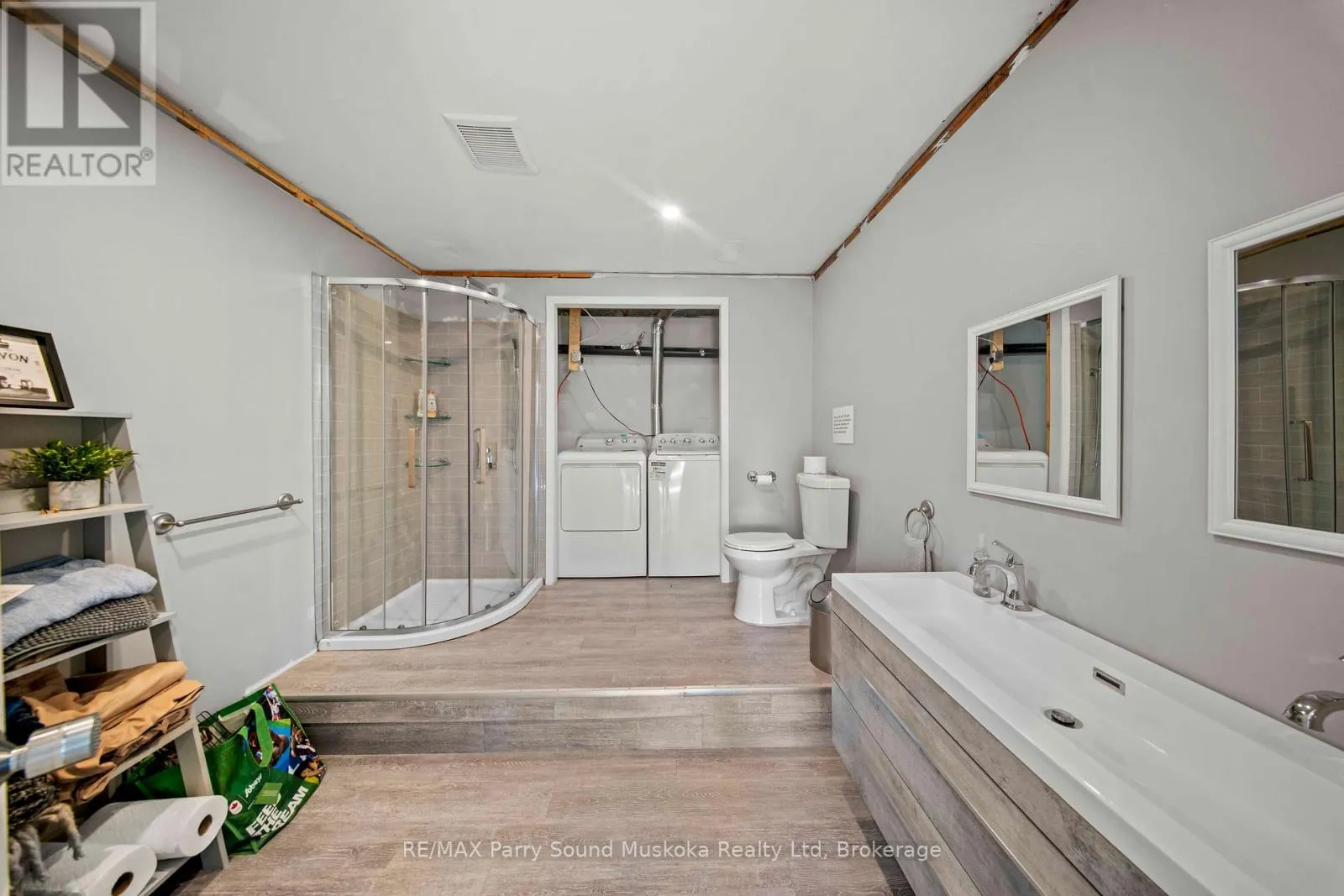 23 SHADY MAPLE TRAIL