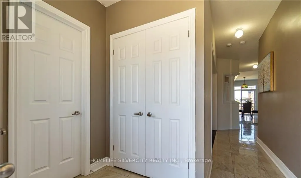 1029 UPPER THAMES DRIVE