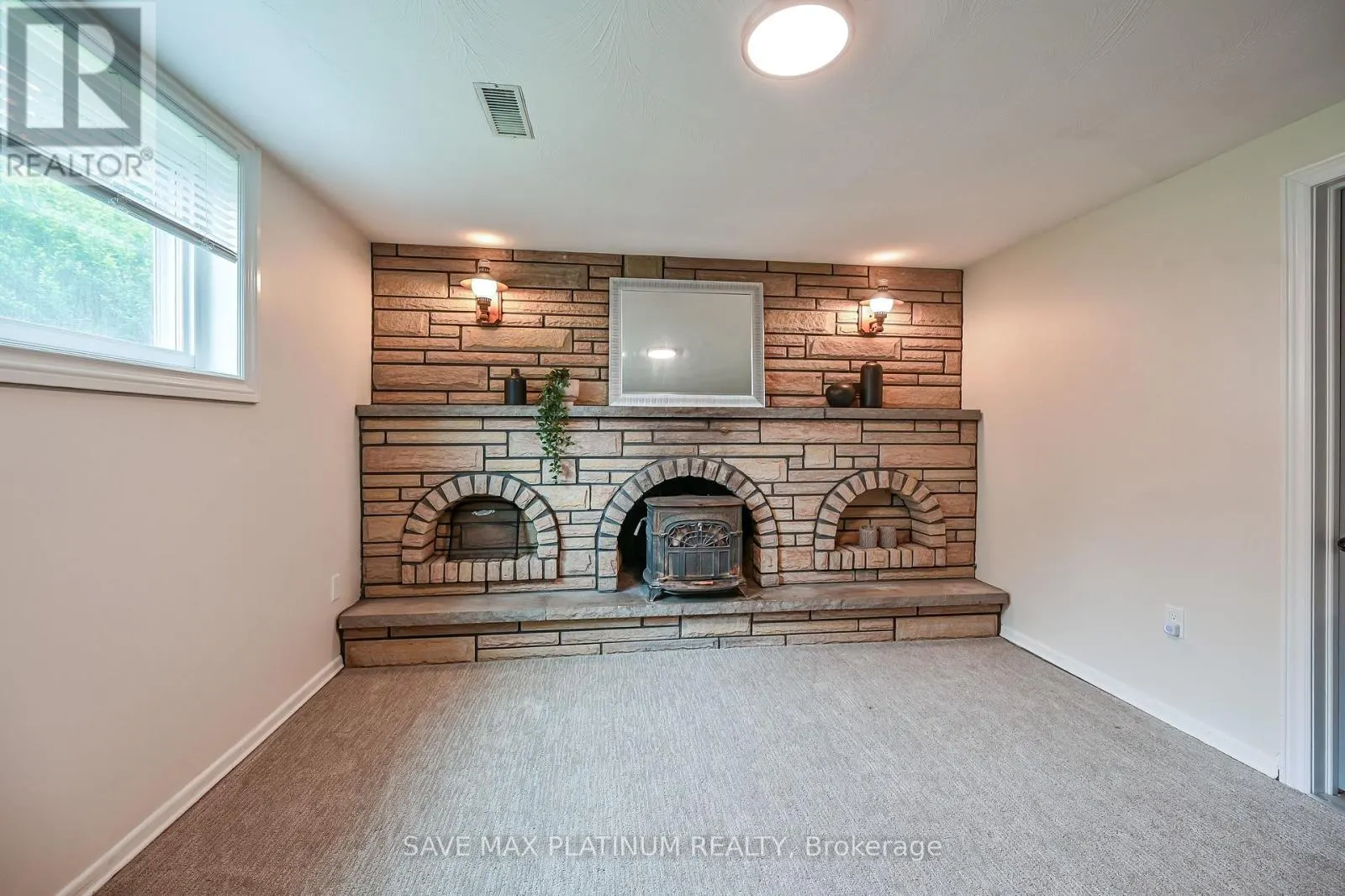 18 GARDENIA COURT