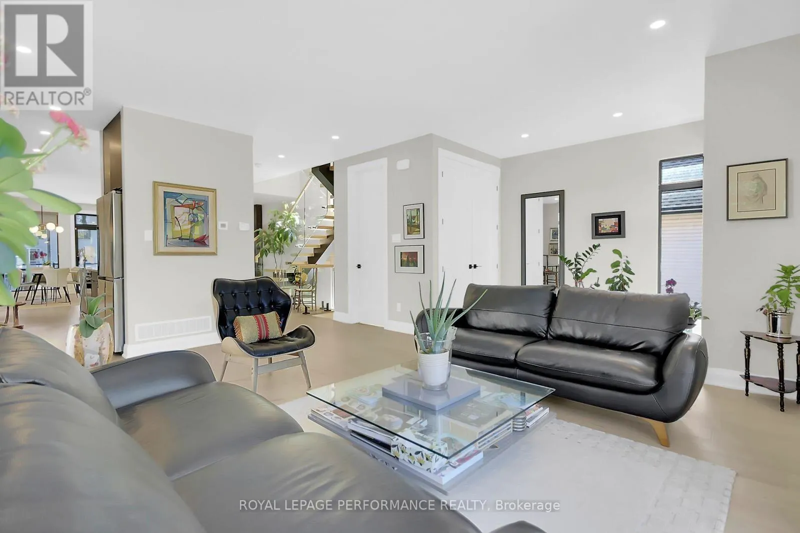 525 EDISON AVENUE