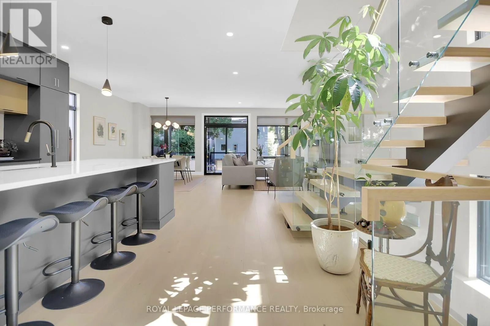 525 EDISON AVENUE