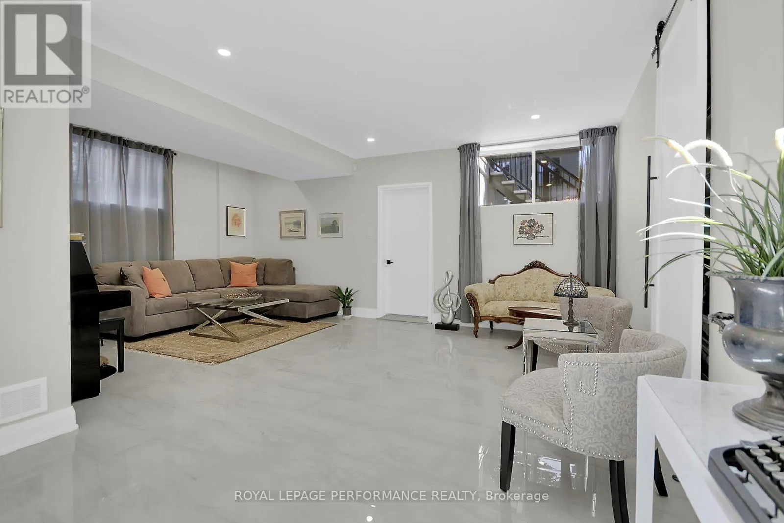 525 EDISON AVENUE