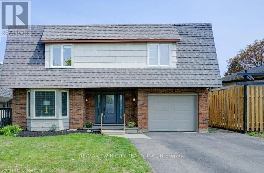 B - 8 ROSENEATH CRESCENT S