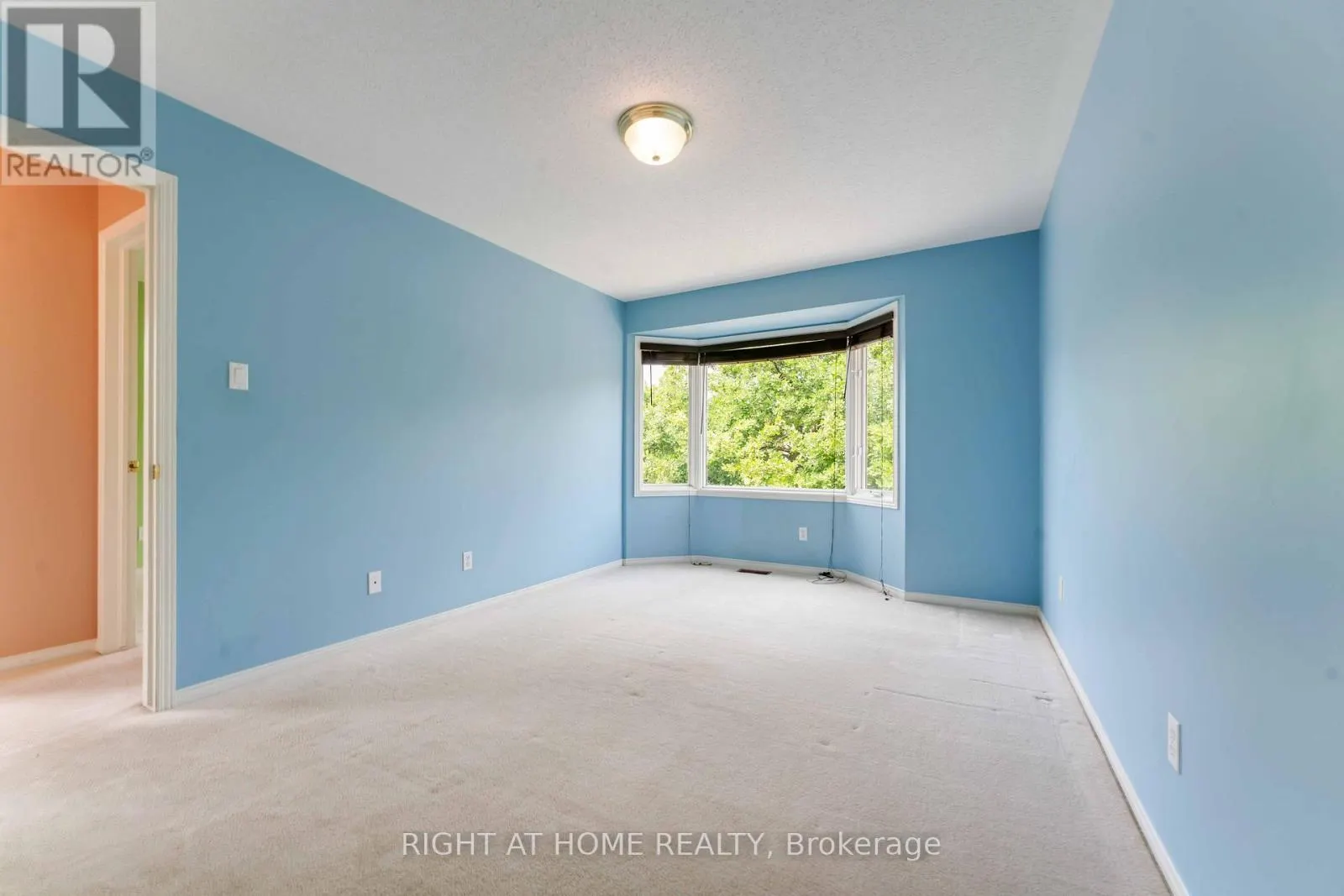 373 STONEWAY DRIVE