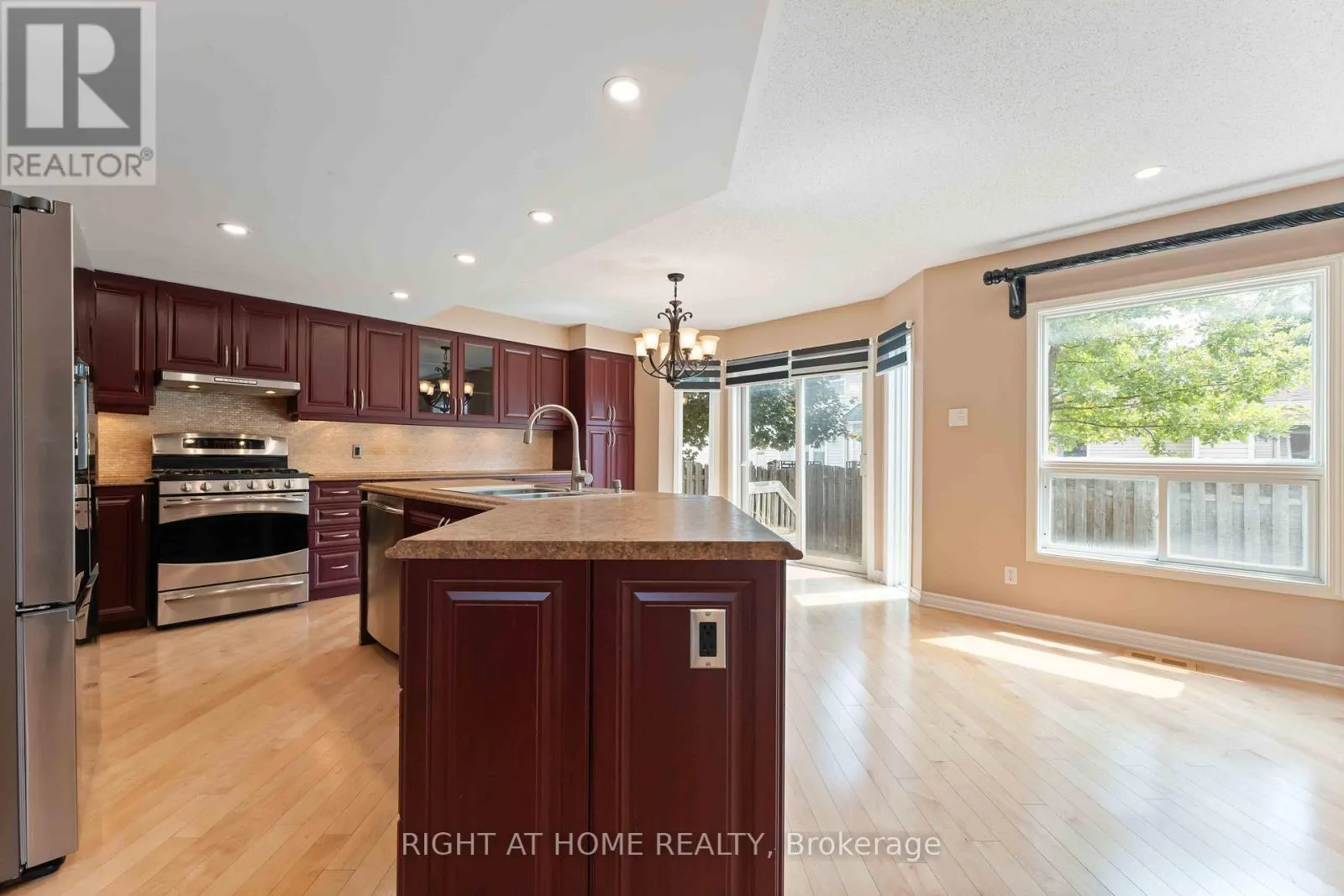 373 STONEWAY DRIVE