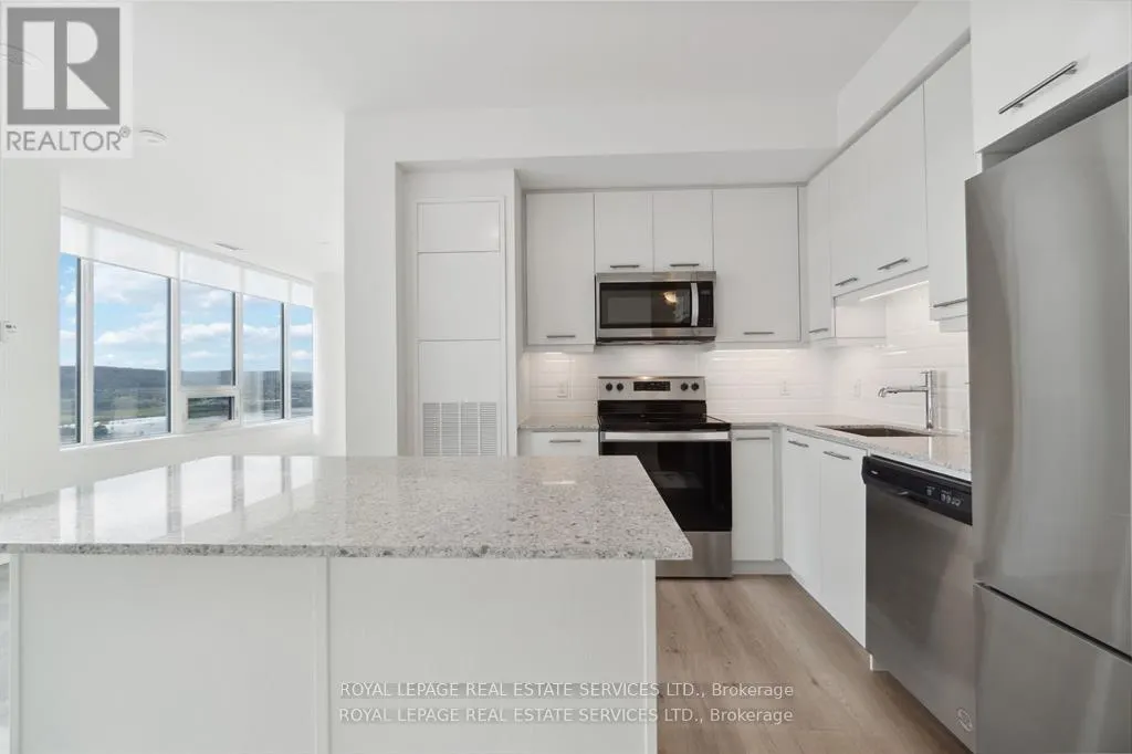 1702 - 385 WINSTON ROAD