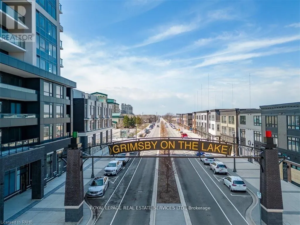 1702 - 385 WINSTON ROAD