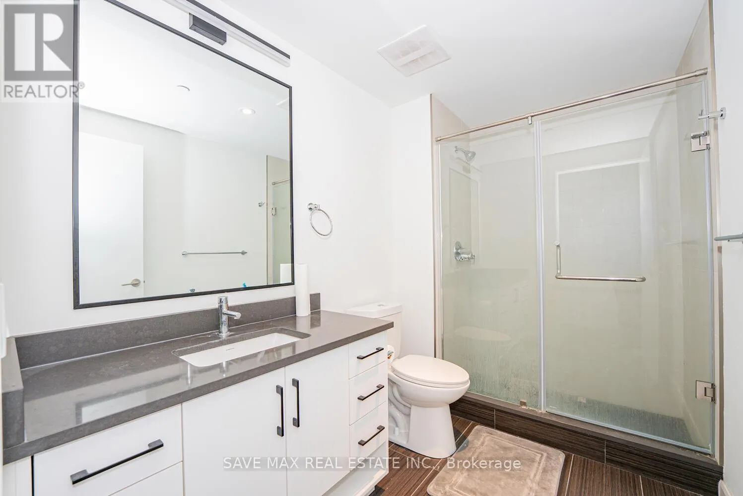 411 - 741 KING STREET W