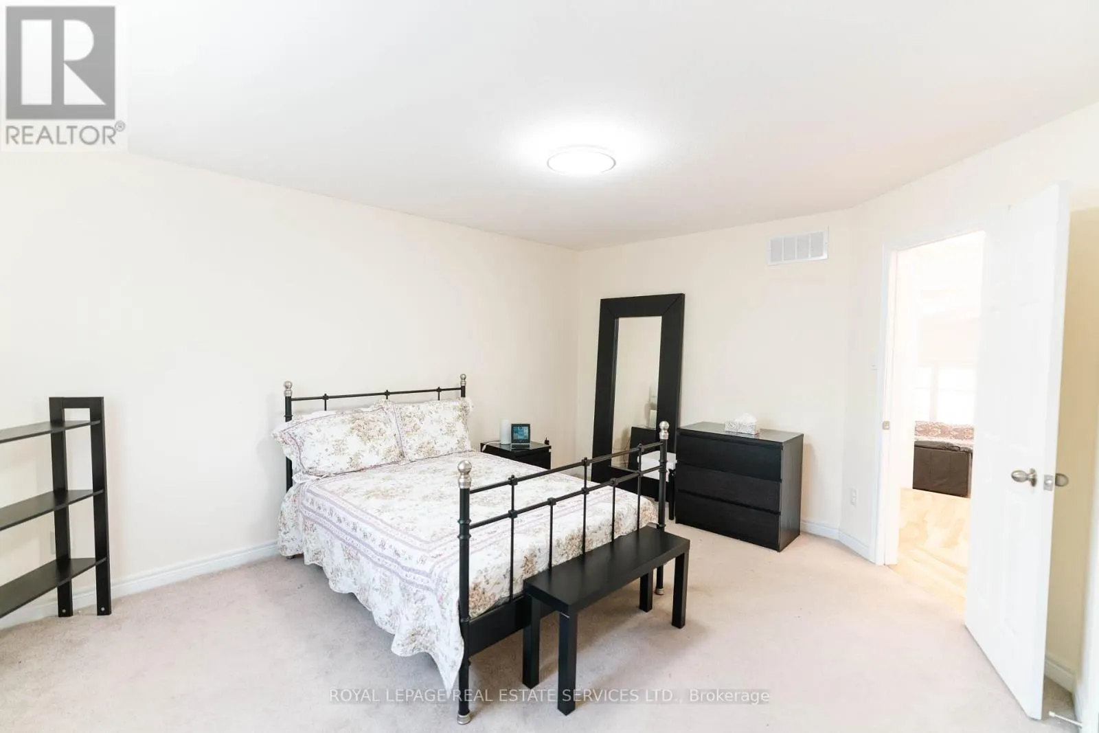 837 UPPER OTTAWA STREET
