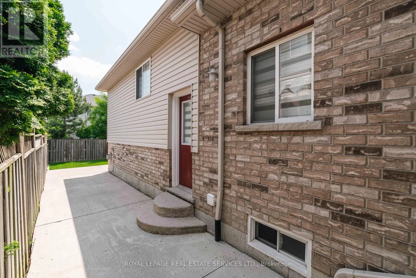 837 UPPER OTTAWA STREET