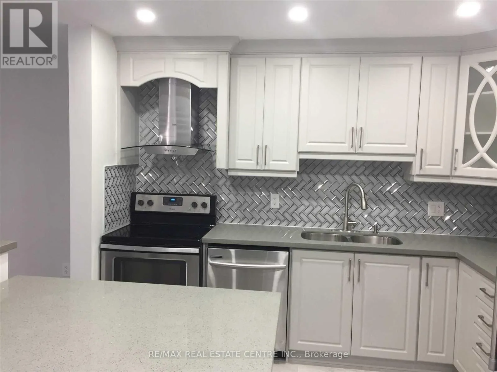 130 - 1155 GORDON STREET