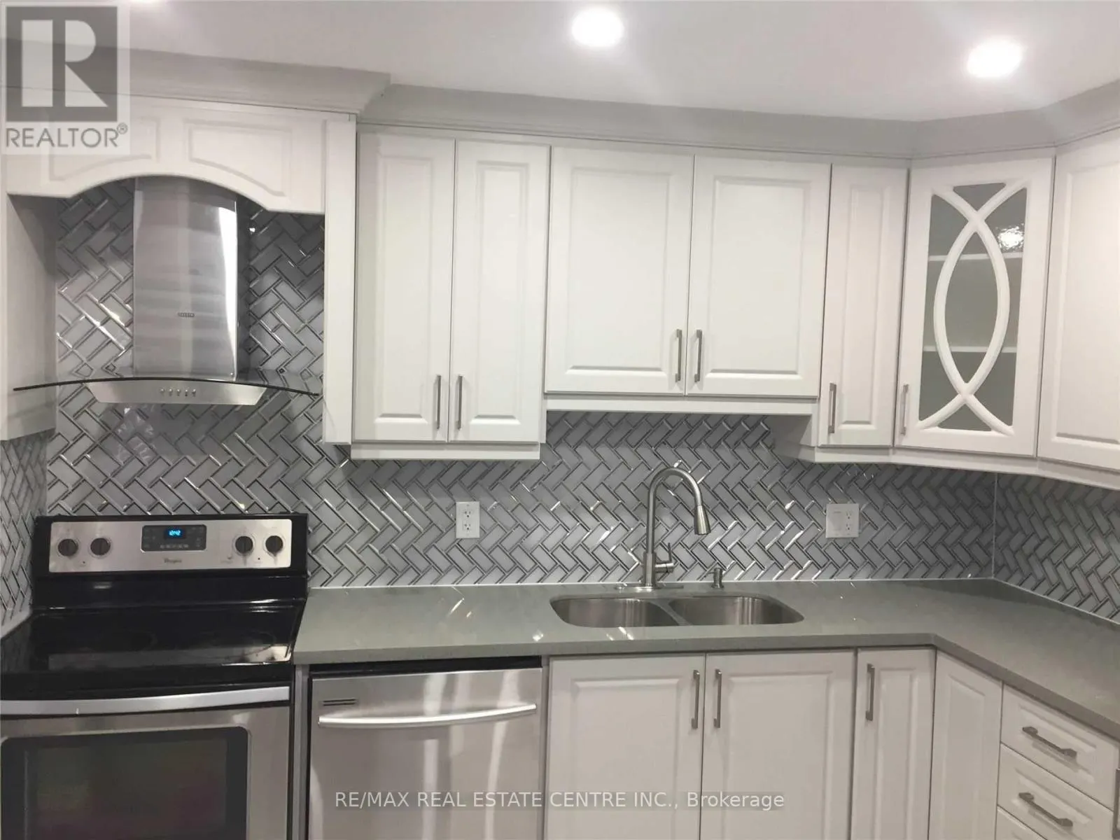 130 - 1155 GORDON STREET