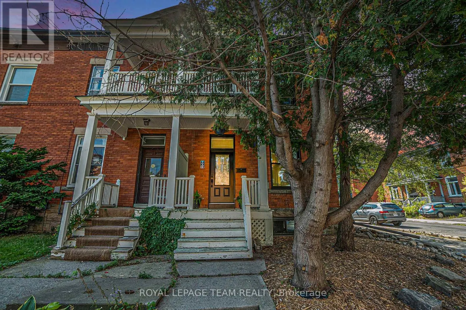 128 PRETORIA AVENUE
