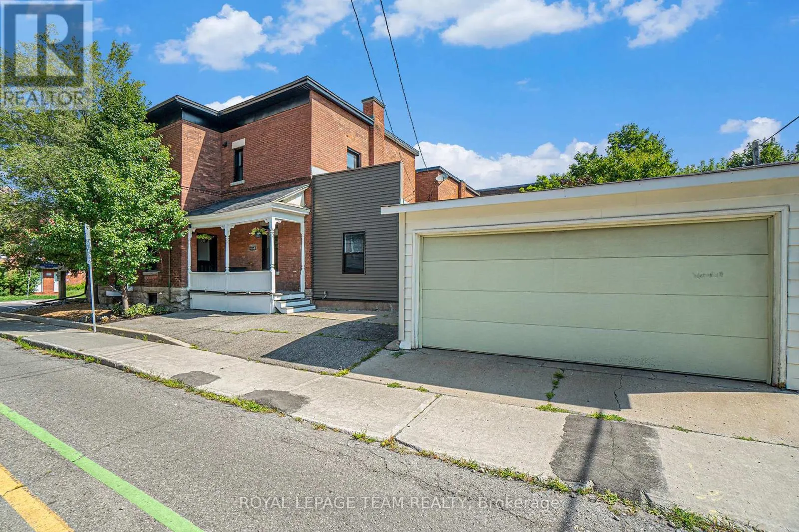 128 PRETORIA AVENUE