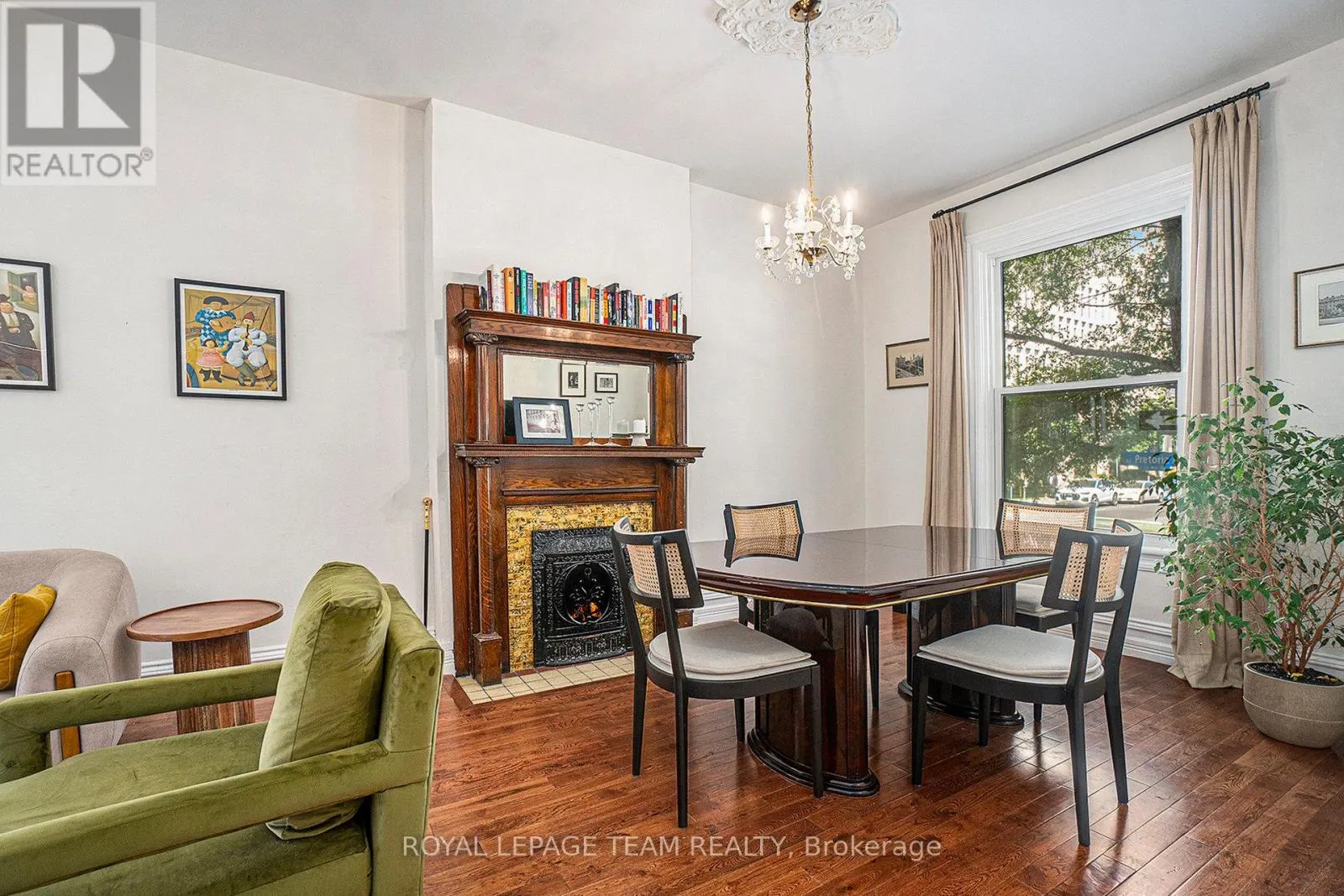 128 PRETORIA AVENUE