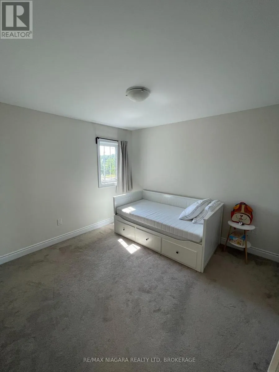 19 LEGACY LANE