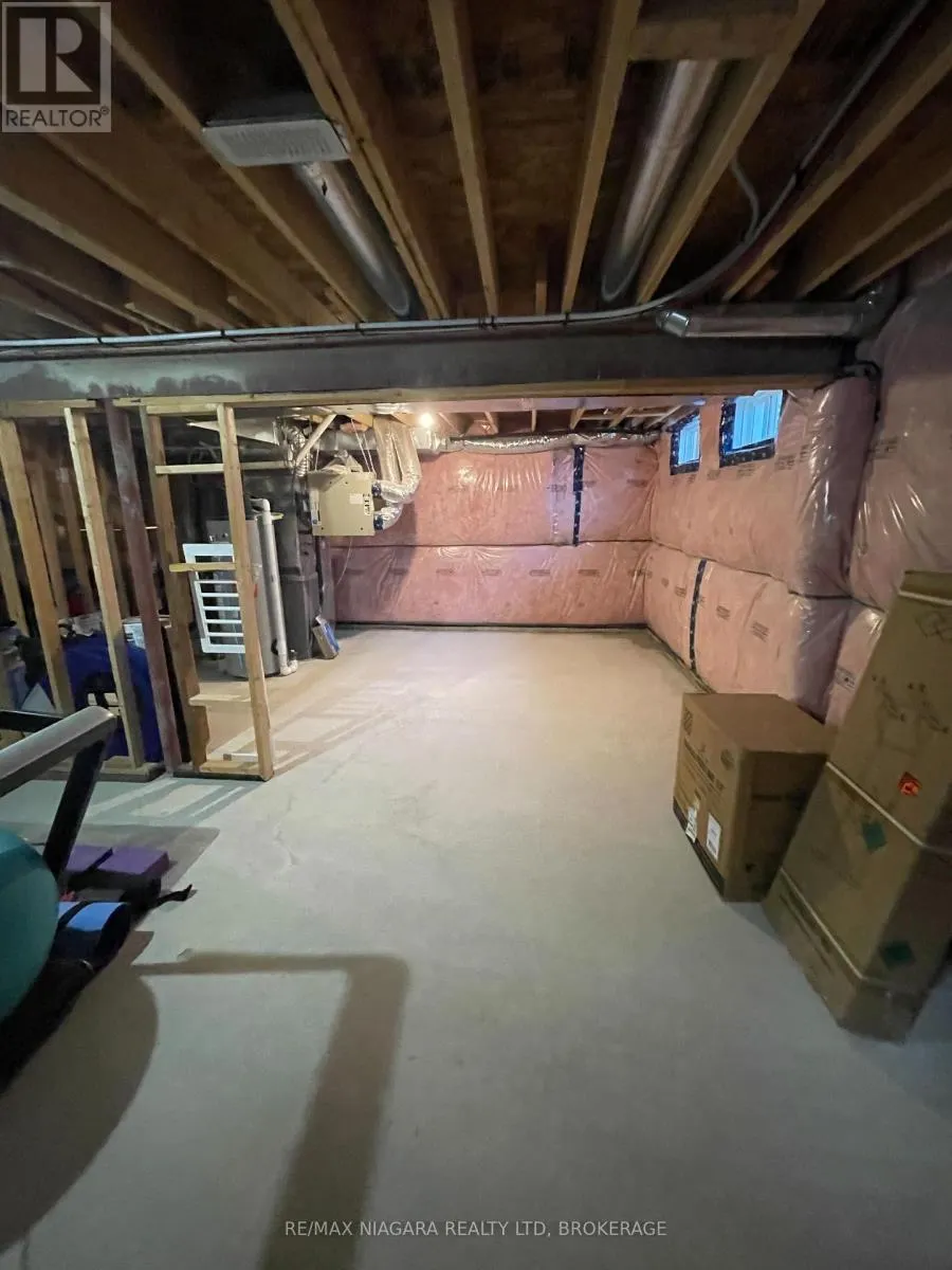 19 LEGACY LANE