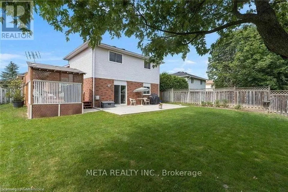 90 PENELOPE DRIVE W