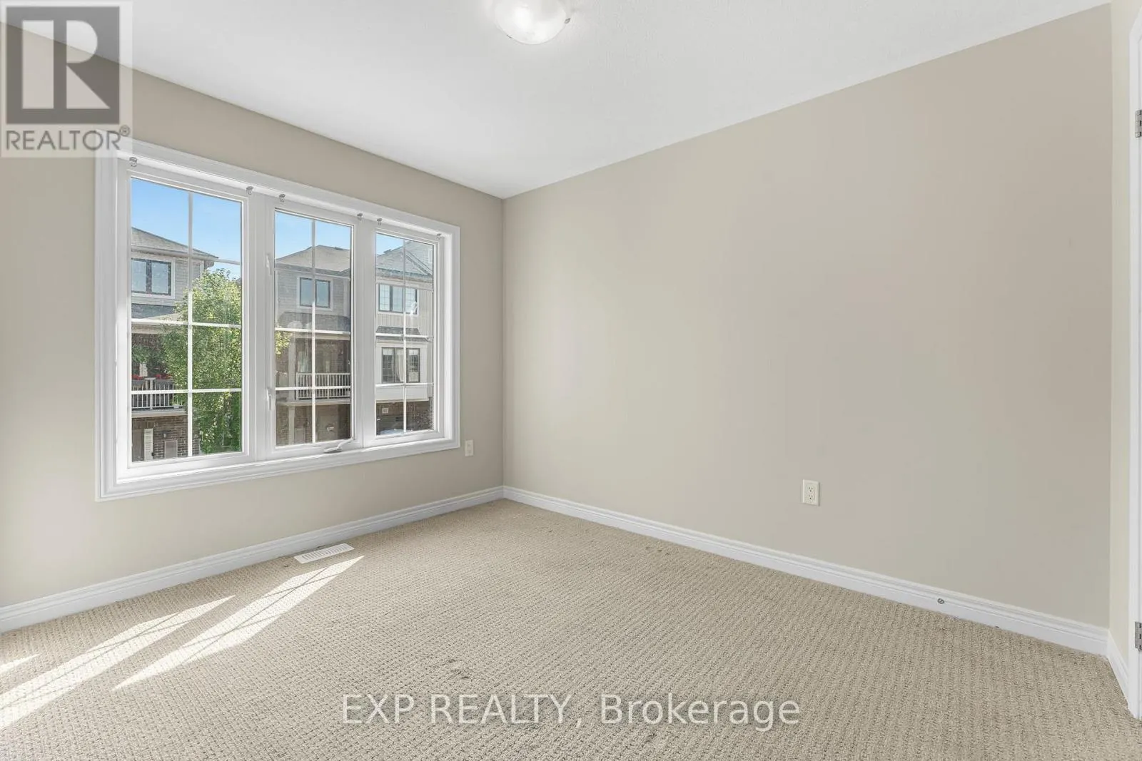 23 - 377 GLANCASTER ROAD