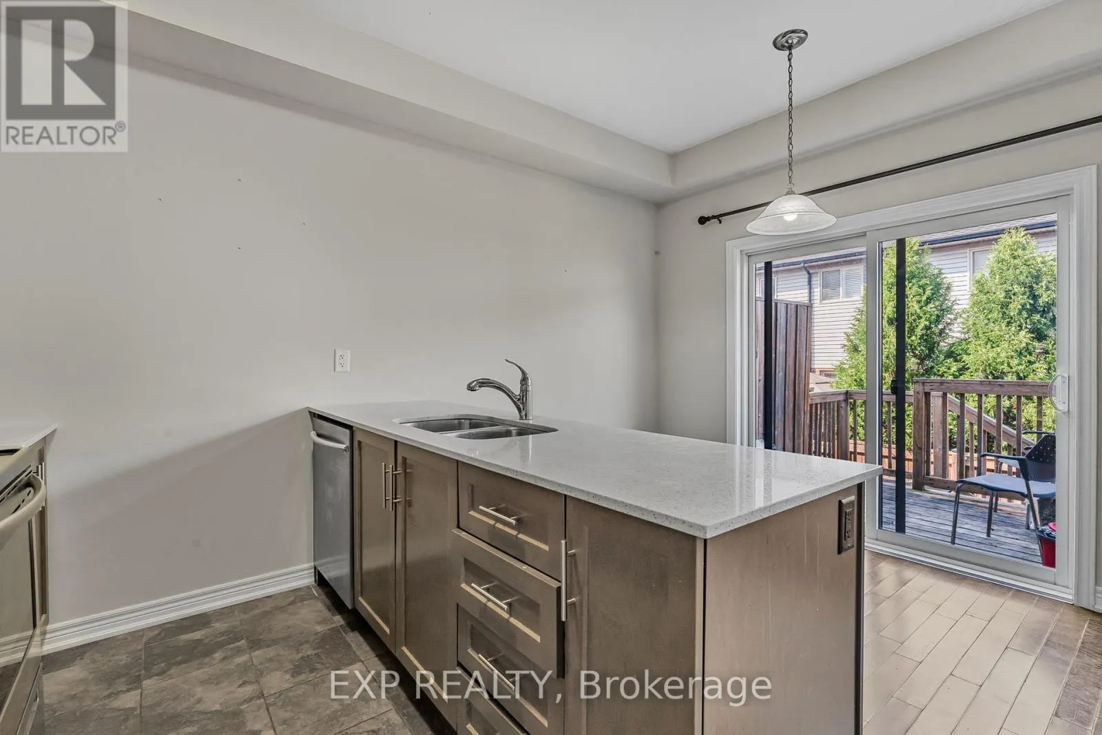 23 - 377 GLANCASTER ROAD