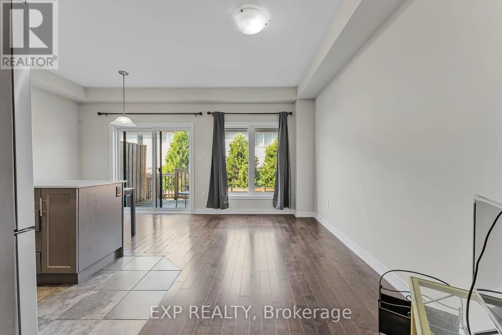 23 - 377 GLANCASTER ROAD