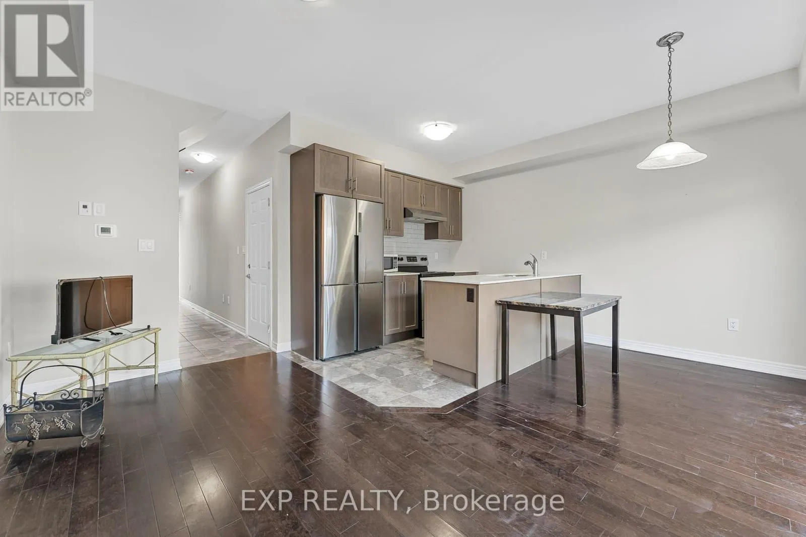 23 - 377 GLANCASTER ROAD